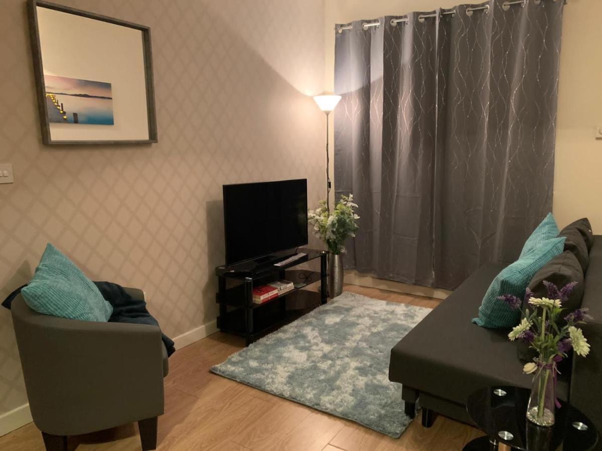 Absolute In Sherwood- Castle- Capital Fm Arena Nottingham- Contractors-free Wifi- Free Parking- Long And Short Stays- Families-east Midlands Airport-trent Bridge-actors-aria Court- Mansfield