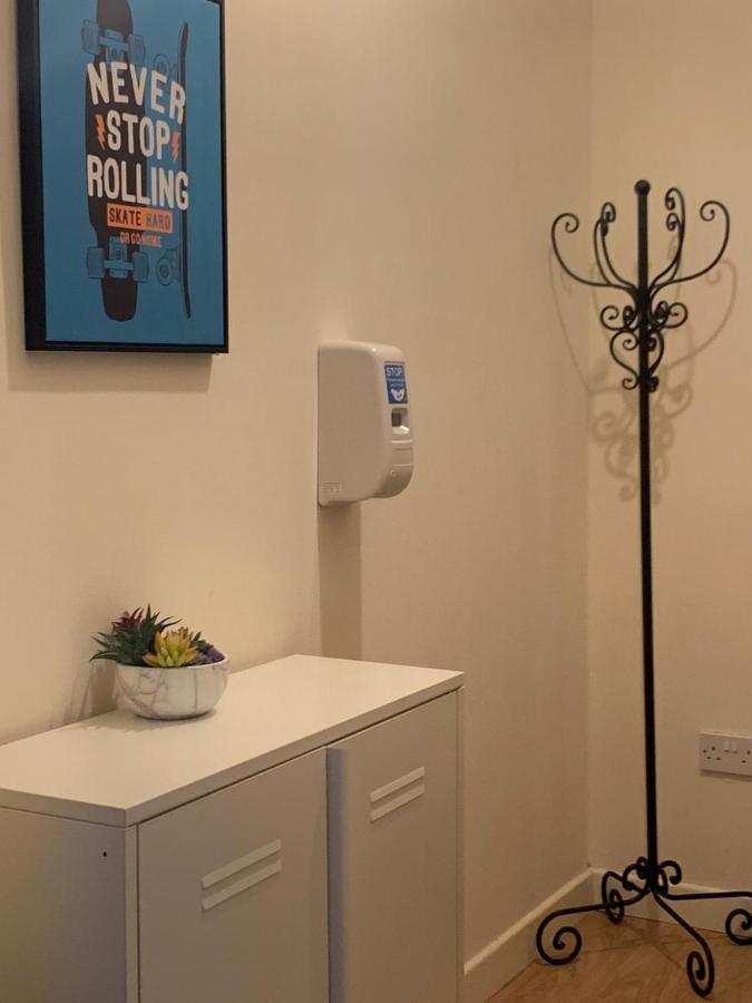 Absolute In Sherwood- Castle- Capital Fm Arena Nottingham- Contractors-free Wifi- Free Parking- Long And Short Stays- Families-east Midlands Airport-trent Bridge-actors-aria Court- Mansfield Appartement Nottingham